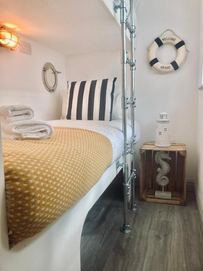Above Porthminster Beach - "St James Rest" Is A Super Stylish Private Apartment - 2 Mins Walk Main Car Park & Station Сент-Айвс Экстерьер фото